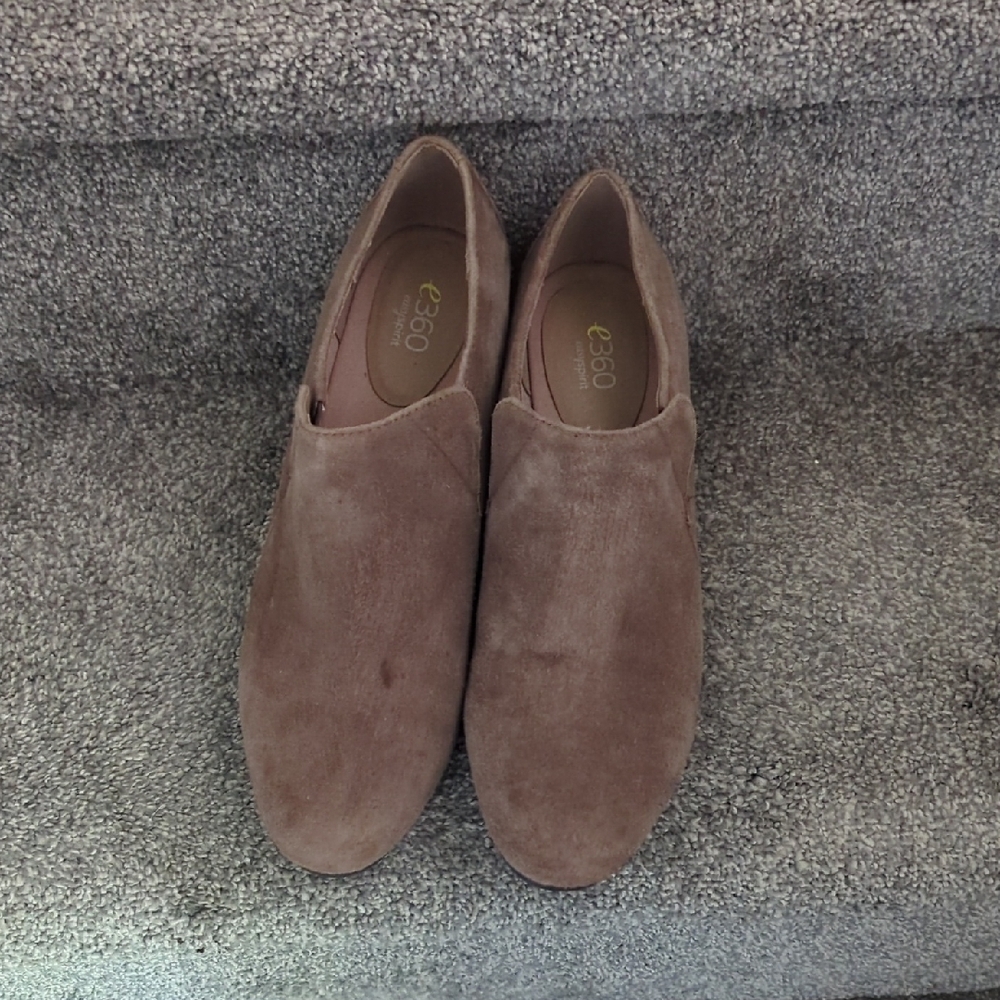 Ecco Brown Suede Loafers Slip-On Comfort